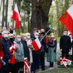 03.0-5.2021 Kielce. Rocznica uchwalenia Konstytucji 3 Maja. Uroczystości pod pomnikiem Stanisława Staszica w parku / Jarosław Kubalski / Radio Kielce