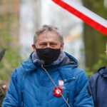 03.0-5.2021 Kielce. Rocznica uchwalenia Konstytucji 3 Maja. Uroczystości pod pomnikiem Stanisława Staszica w parku. Wojewoda Zbigniew Koniusz / Jarosław Kubalski / Radio Kielce