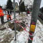 21.01.2022. Kielce. Ulica 1 Maja. Montaż Inteligentnego Systemu Transportowego / Wiktor Taszłow / Radio Kielce