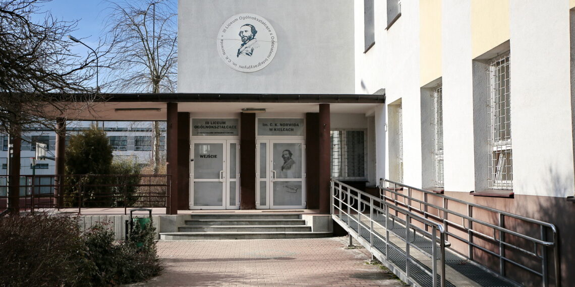 Łazienki w Norwidzie jednak bez kamer