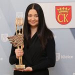 15.03.2021. Kielce. Uroczystość wręczenia Nagród Miasta Kielce. Na zdjęciu: Kamila Drezno - laureatka / Łukasz Zarzycki / Urząd Miasta Kielce