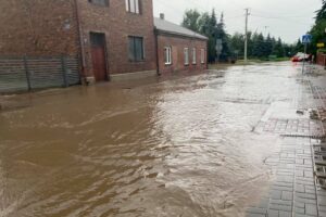 24.06.2021. Skalbmierz. Zalane miasto / Urząd Miasta i Gminy w Skalbmierzu