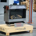 16.03.2021. Ruda Strawczyńska. Wizyta prezydenta RP Andrzeja Dudy w firmie DEFRO / Wiktor Taszłow / Radio Kielce