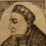 08.02.2022. Sandomierz. Magazyn starodruków Biblioteki Diecezjalnej w Sandomierzu. Na zdjęciu: Statuta Serenissimi Domini Sigismundi Primi – wydane w Krakowie 1524, jedna z wielu edycji tego zbioru druków urzędowych. Zwiera drzeworyt z godłem Polski oraz portrety Zygmunta I Starego i królowej Bony Sforzy. W oprawie późniejszej półskórkowej. / Biblioteka Diecezjalna w Sandomierzu