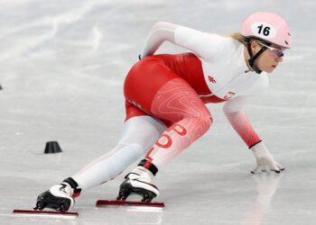 09.02.2022. Zimowe Igrzyska Olimpijskie Pekin 2022. Na zdjęciu: Polka Natalia Maliszewska w półfinałowym biegu sztafet na 3000 m w short tracku / PAP/Grzegorz Momot