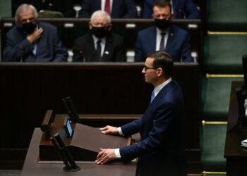 24.02.2022. Warszawa, Premier Mateusz Morawiecki przemawia na sali Sejmu w Warszawie / Marcin Obara / PAP