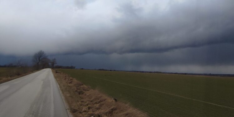 21.02.2022. Okolice Waśniowa / Ksenia Smuga / Storm Chasers Świętokrzyskie