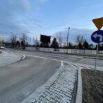 26.02.2022. Kielce. Zawrotka na ulicy Bohaterów Warszawy / Wiktor Taszłow / Radio Kielce