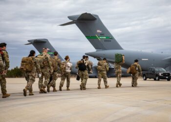 USA - Polska. Transport żołnierzy 82 Dywizji Powietrznodesantowej do Polski / 82nd Airborne Division