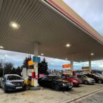 25.02.2022. Kielce. Stacje benzynowe / Wiktor Taszłow / Radio Kielce