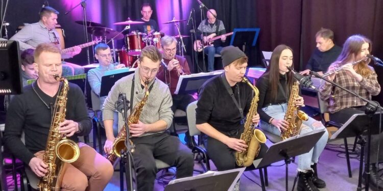 Big band w Końskich / Marzena Kądziela