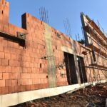 18.02.2022. Końskie. Budowa hali widowiskowej / Magdalena Galas-Klusek / Radio Kielce