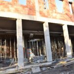 18.02.2022. Końskie. Budowa hali widowiskowej / Magdalena Galas-Klusek / Radio Kielce