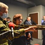22.02.2022. Końskie. Otwarcie elektronicznej strzelnicy / Magdalena Galas-Klusek / Radio Kielce