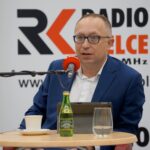 06.02.2022. Kielce. Studio Polityczne Radia Kielce. Na zdjęciu: Artur Gierada - Platforma Obywatelska / Piotr Kwaśniewski / Radio Kielce