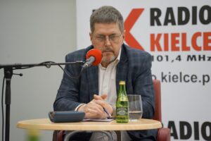 06.02.2022. Kielce. Studio Polityczne Radia Kielce. Na zdjęciu: Jarosław Karyś - przewodniczący Rady Miasta Kielce, Prawo i Sprawiedliwość / Piotr Kwaśniewski / Radio Kielce