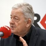13.02.2022. Kielce. Studio Polityczne Radia Kielce. Na zdjęciu: Czesław Siekierski - PSL KP / Kamil Król / Radio Kielce