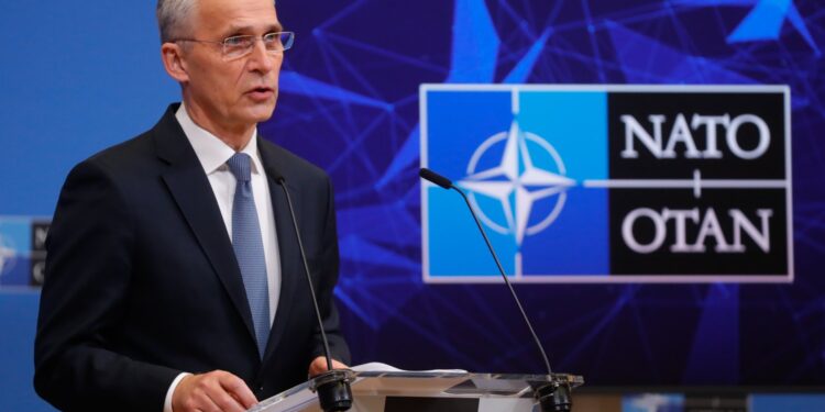Na zdjęciu: Jens Stoltenberg / STEPHANIE LECOCQ / PAP/EPA.