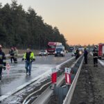 14.02.2022. Suchedniów. Spalona naczepa samochodu ciężarowego / Wiktor Taszłow / Radio Kielce