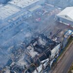 11.02.2022. Starachowice. Hala w Specjalnej Strefie Ekonomicznej, w której doszło do pożaru / Jarosław Kubalski / Radio Kielce