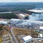 11.02.2022. Starachowice. Hala w Specjalnej Strefie Ekonomicznej, w której doszło do pożaru / Jarosław Kubalski / Radio Kielce