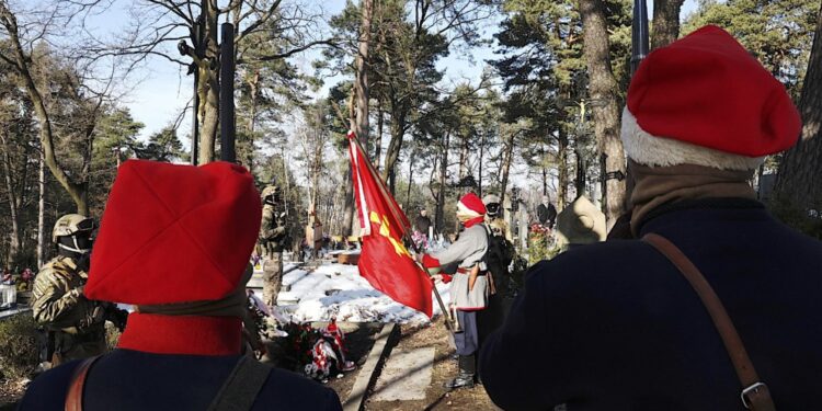 21.02.2021. Małogoszcz. Uroczystości z okazji 158. rocznicy bitwy pod Małogoszczem / Jarosław Kubalski / Radio Kielce