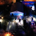 10.02.2022. Starachowice. Pożar hali / Jarosław Kubalski / Radio Kielce