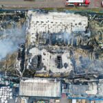 11.02.2022. Starachowice. Hala w Specjalnej Strefie Ekonomicznej, w której doszło do pożaru / Jarosław Kubalski / Radio Kielce