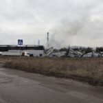 11.02.2022. Starachowice. Hala w Specjalnej Strefie Ekonomicznej, w której doszło do pożaru / Jarosław Kubalski / Radio Kielce