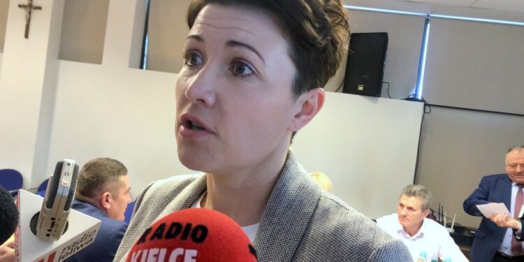 Na zdjęciu: Aleksandra Klubińska, burmistrz Koprzywnicy / Grażyna-Szlęzak-Wójcik / Radio Kielce