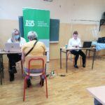 24.02.2022. Mobilny punkt ZUS w Skalbmierzu / Marta Gajda-Kruk / Radio Kielce