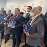 17.02.2022. Sandomierz. Konferencja posła Marka Kwitka / Grażyna Szlęzak-Wójcik / Radio Kielce