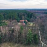 18.02.2022. Henryków. Okolice gajówki gdzie rozbite zostało zgrupowanie bojówek AL i sowieckiego wywiadu / Jarosław Kubalski / Radio Kielce