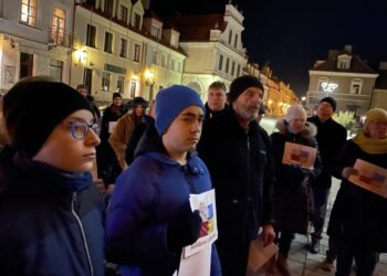 25.02.2022. Sandomierz. Wiec poparcia dla Ukrainy / Grażyna Szlęzak-Wójcik / Radio Kielce