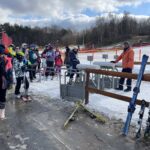 28.02.2022. Konary. Zawody powiatowe w narciarstwie alpejskim i snowboardzie / Grażyna Szlęzak-Wójcik / Radio Kielce