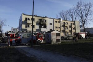 13.02.2022. Kielce. Pożar w bloku przy ul. Grunwaldzkiej / Jarosław Kubalski / Radio Kielce