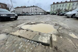 21.02.2022. Kielce. Plac Wolności / Jarosław Kubalski / Radio Kielce