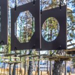 16.02.2022. Busko-Zdrój. Park linowy w Busku-Zdoju przy ulicy Rokosza / Grzegorz Tarasiuk / UMiG Busko-Zdrój