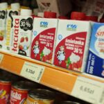 01.02.2022. Kielce. Ceny w sklepach po obniżeniu podatku VAT / Wiktor Taszłow / Radio Kielce