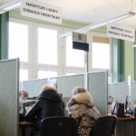 01.02.2022. Kielce. ZUS. Nabór wniosków na nowy okres świadczeniowy w programie „Rodzina 500 plus” / Wiktor Taszłow / Radio Kielce