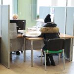 01.02.2022. Kielce. ZUS. Nabór wniosków na nowy okres świadczeniowy w programie „Rodzina 500 plus” / Wiktor Taszłow / Radio Kielce