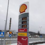 02.02.2022. Kielce. Ceny na stacjach paliw - Shell / Wiktor Taszłow / Radio Kielce