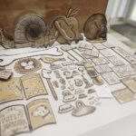 05.02.2022. Kielce. Tekturowe Miasteczko w Muzeum Zabawek i Zabawy / Wiktor Taszłow / Radio Kielce