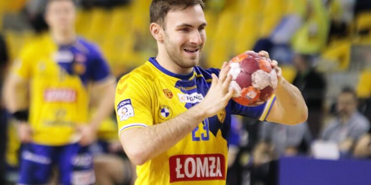 05.02.2022. Kielce. Mecz PGNiG Superligi: Łomża Vive Kielce - Sandra Spa Pogoń Szczecin / Wiktor Taszłow / Radio Kielce