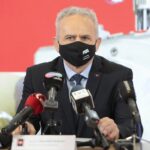 09.02.2022. Kielce. Podpisanie umowy o współpracy między Politechniką Świętokrzyską i IBM Polska. Na zdjęciu: prof. Zbigniew Koruba - rektor Politechniki Świętokrzyskiej / Wiktor Taszłow / Radio Kielce