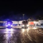 10.02.2022. Starachowice. Dogaszanie hali w Specjalnej Strefie Ekonomicznej / Wiktor Taszłow / Radio Kielce