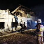 10.02.2022. Starachowice. Dogaszanie hali w Specjalnej Strefie Ekonomicznej / Wiktor Taszłow / Radio Kielce