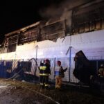 10.02.2022. Starachowice. Dogaszanie hali w Specjalnej Strefie Ekonomicznej / Wiktor Taszłow / Radio Kielce