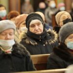 11.02.2022. Kielce. Msza w intencji ludzi chorych / Wiktor Taszłow / Radio Kielce