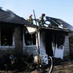 14.02.2022. Łączna. Pożar budynku mieszkalno-gospodarczego / Wiktor Taszłow / Radio Kielce